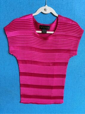 Vintage Valentina Fuchsia Whimsygoth Crinkle Popcorn Top